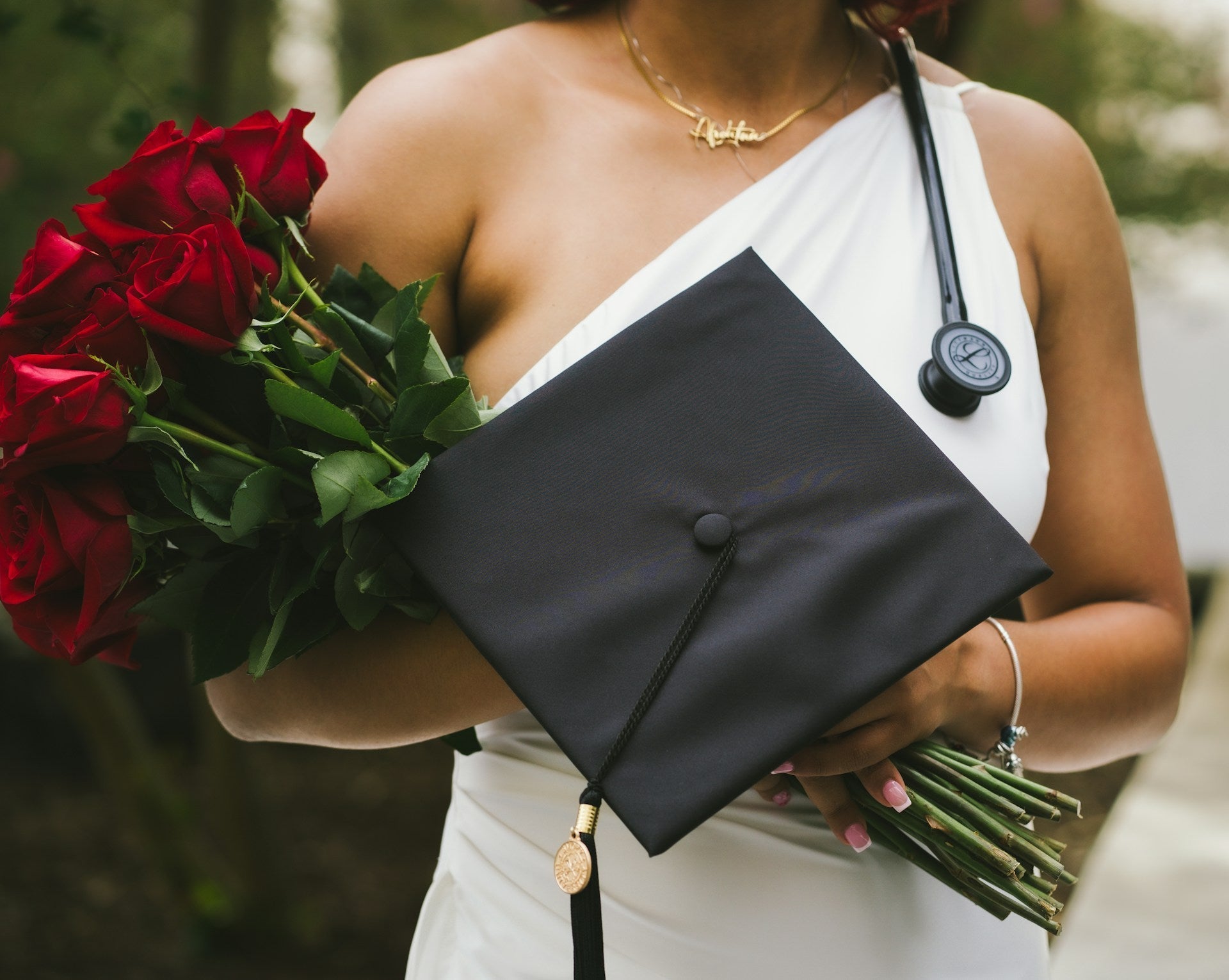 tenue femme pour remise de diplome